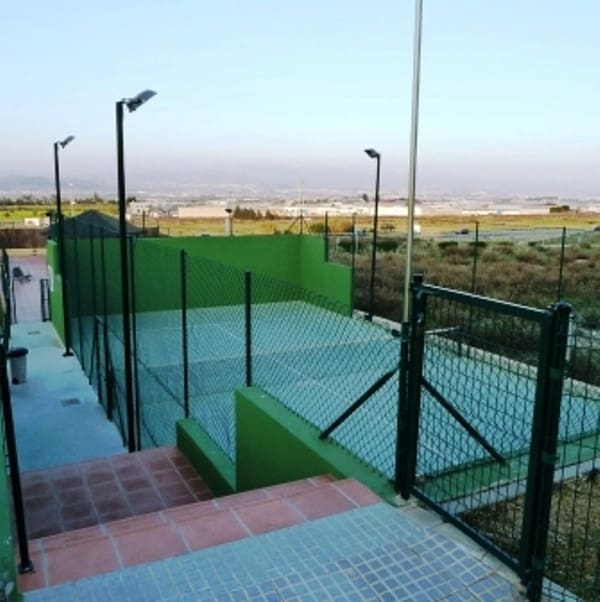 3 sypialnia Mieszkanie na sprzedaż w Alhaurin de la Torre z basenem garażem - 375 000 € (Ref: 9535496)