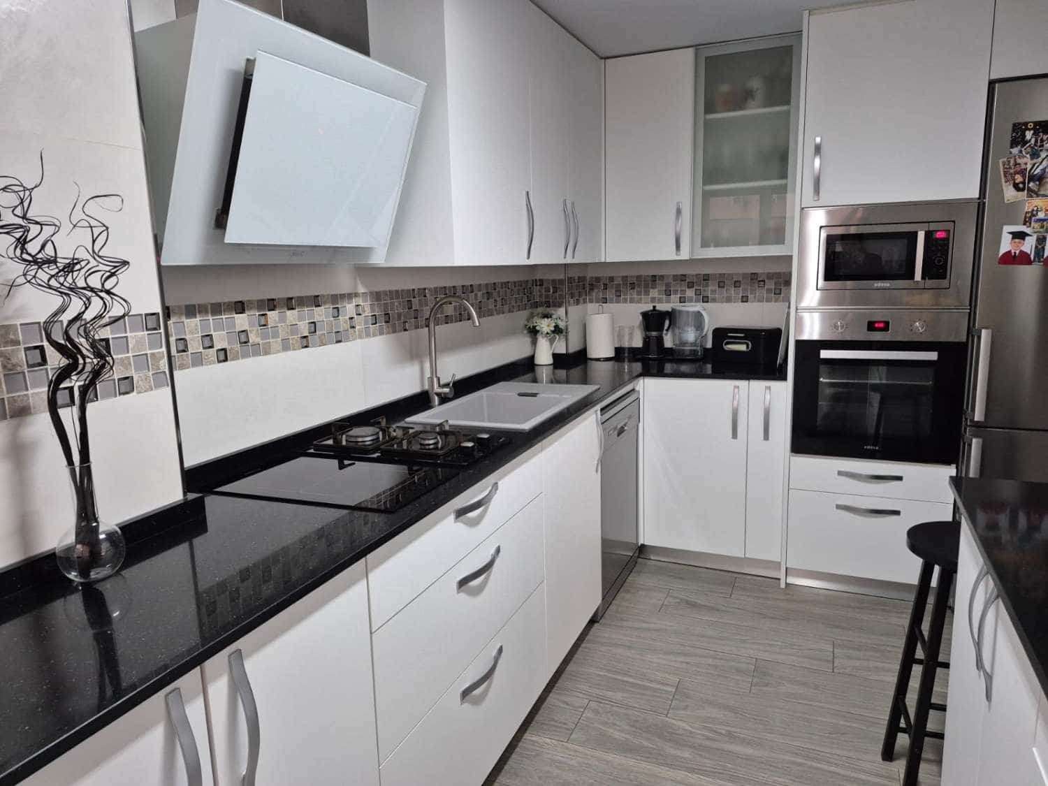 3 sypialnia Mieszkanie na sprzedaż w Alhaurin de la Torre z basenem garażem - 375 000 € (Ref: 9535496)