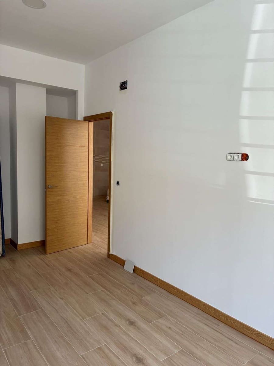 2 sovrum Lägenhet till salu i Malaga stad - 340 000 € (Ref: 9564292)