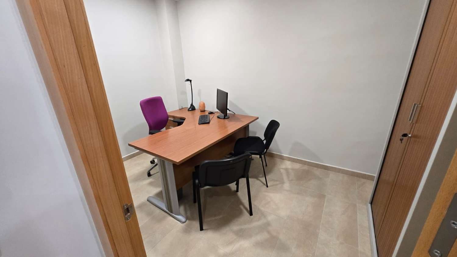 Adosado de 4 habitaciones en Alhaurín de la Torre en venta - 625.000 € (Ref: 9607157)