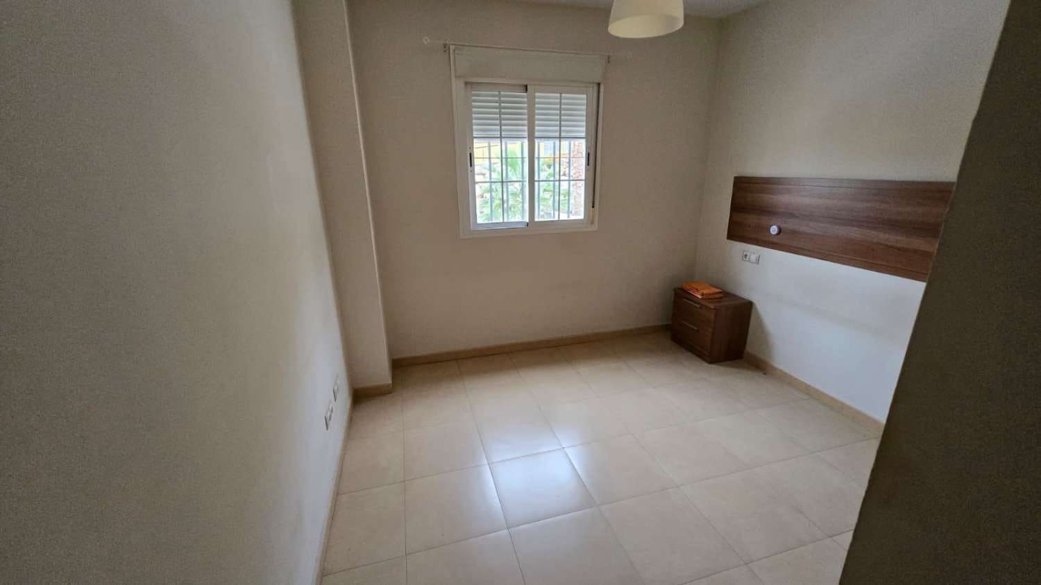 Adosado de 4 habitaciones en Alhaurín de la Torre en venta con piscina garaje - 410.000 € (Ref: 9643716)