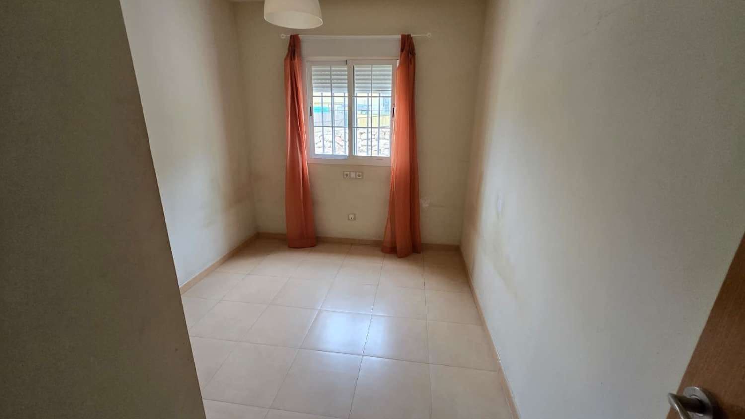 Adosado de 4 habitaciones en Alhaurín de la Torre en venta con piscina garaje - 410.000 € (Ref: 9643716)