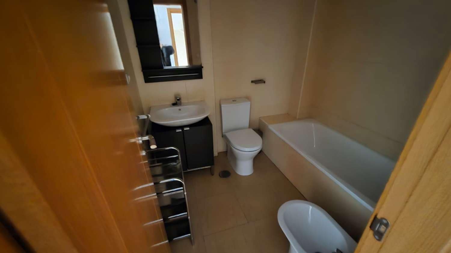 Adosado de 4 habitaciones en Alhaurín de la Torre en venta con piscina garaje - 410.000 € (Ref: 9643716)