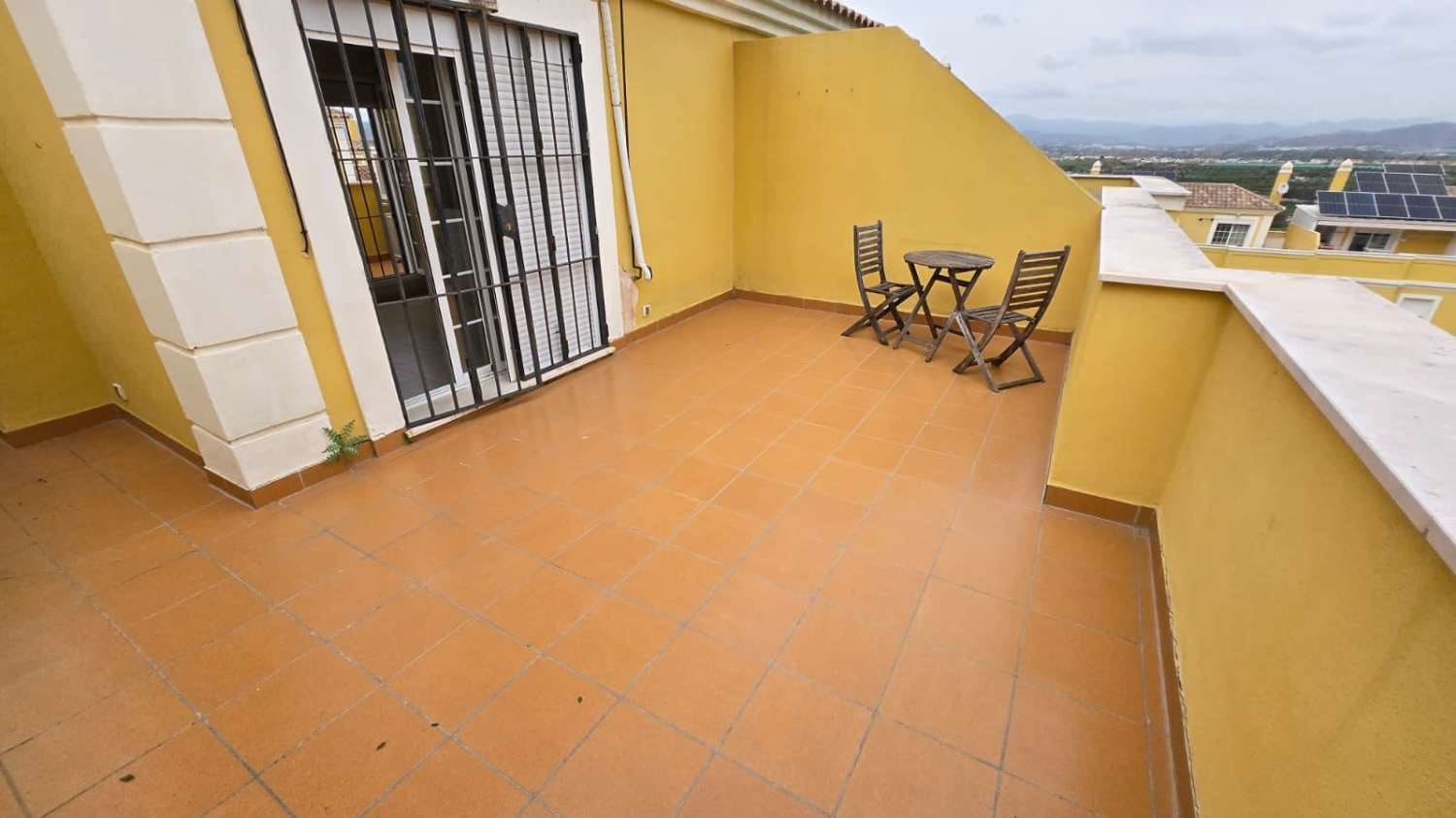 Adosado de 4 habitaciones en Alhaurín de la Torre en venta con piscina garaje - 410.000 € (Ref: 9643716)