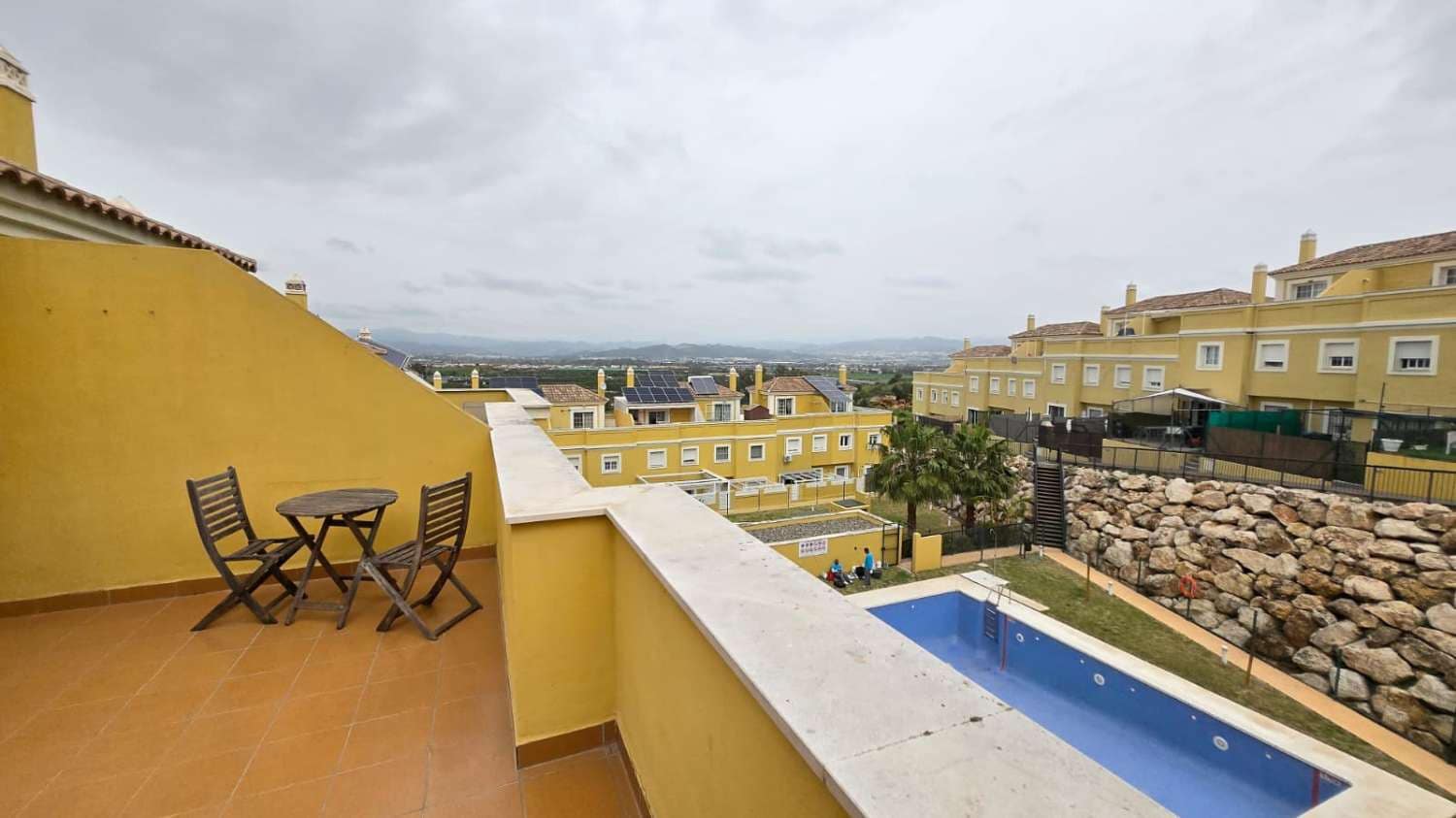 Adosado de 4 habitaciones en Alhaurín de la Torre en venta con piscina garaje - 410.000 € (Ref: 9643716)