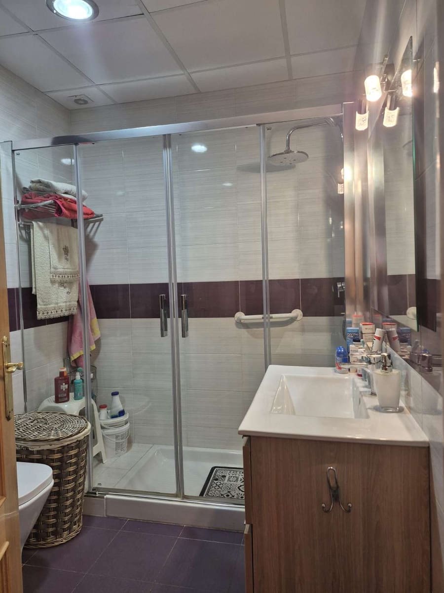 2 soverom Kjedet enebolig til salgs i Alhaurin de la Torre med svømmebasseng garasje - € 470 000 (Ref: 9665874)