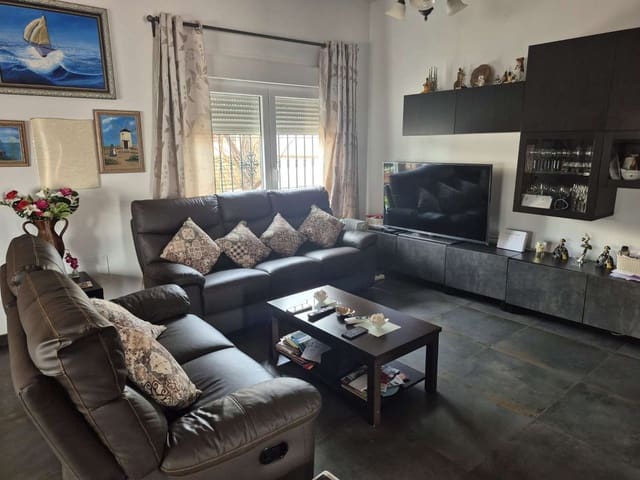 2 soverom Kjedet enebolig til salgs i Alhaurín de la Torre med svømmebasseng garasje - € 470 000 (Ref: 9665874)