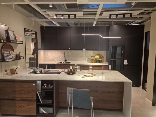 5 soveværelse Villa til salg i Alhaurín de la Torre med swimmingpool garage - € 975.000 (Ref: 9676726)