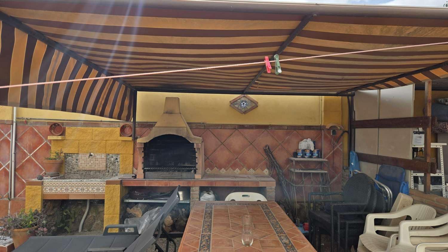 5 bedroom Villa for sale in Alhaurin de la Torre with pool garage - € 975,000 (Ref: 9676726)