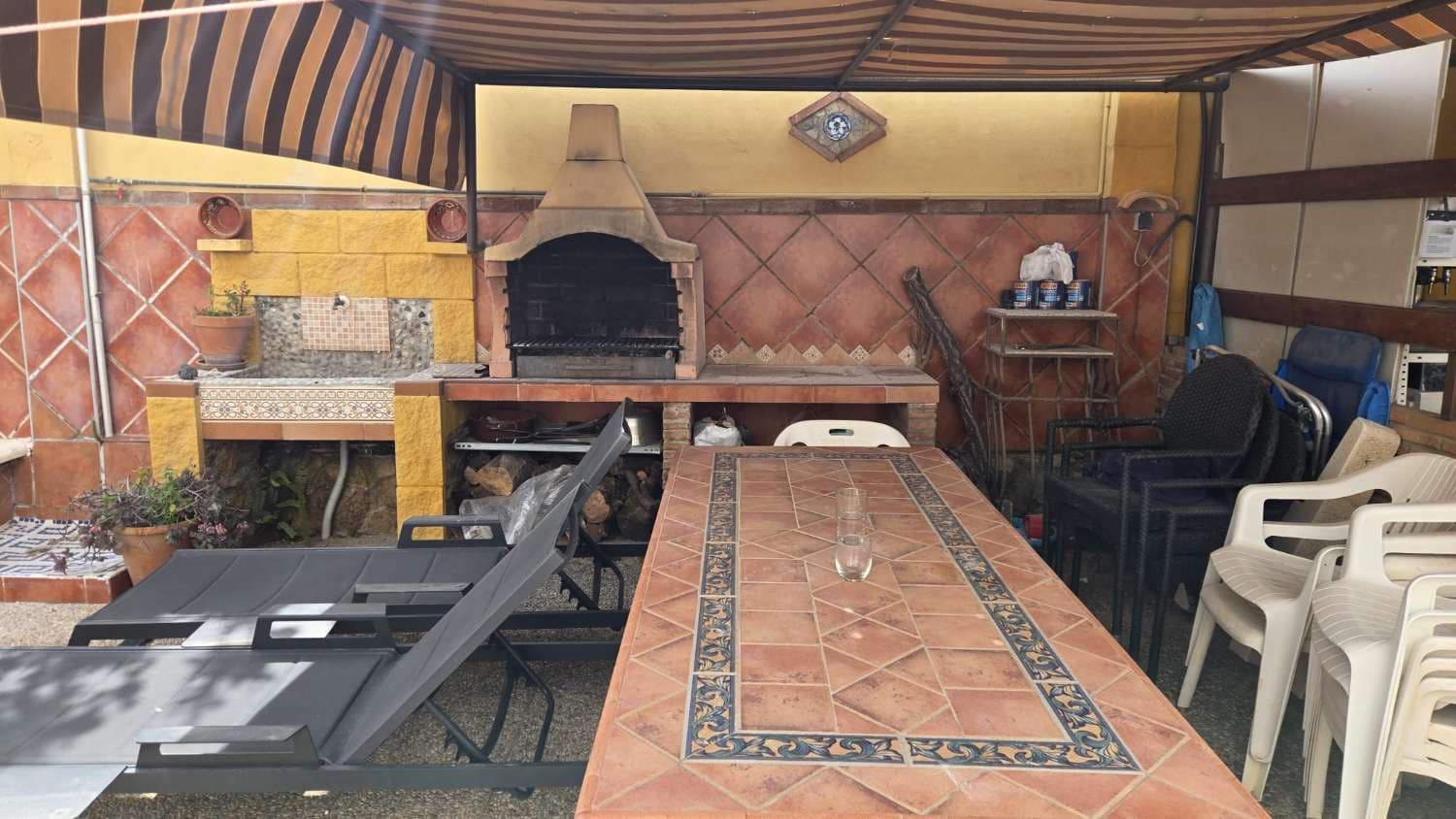 5 bedroom Villa for sale in Alhaurin de la Torre with pool garage - € 975,000 (Ref: 9676726)