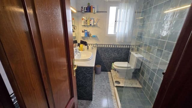5 sypialnia Willa na sprzedaż w Alhaurín de la Torre z basenem garażem - 690 000 € (Ref: 9676726)