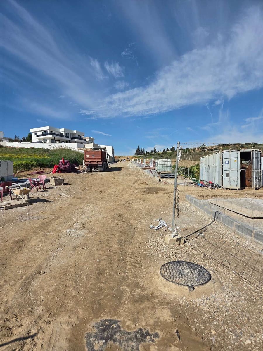 Building Plot for sale in Alhaurin de la Torre - € 390,000 (Ref: 9679423)