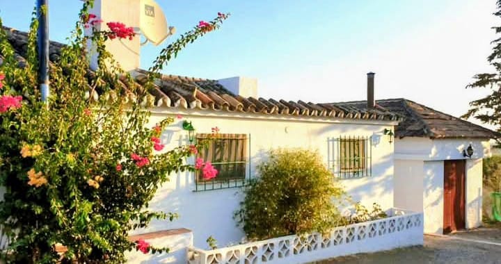 Finca/Casa Rural de 3 habitaciones en Coín en venta - 470.000 € (Ref: 9719436)