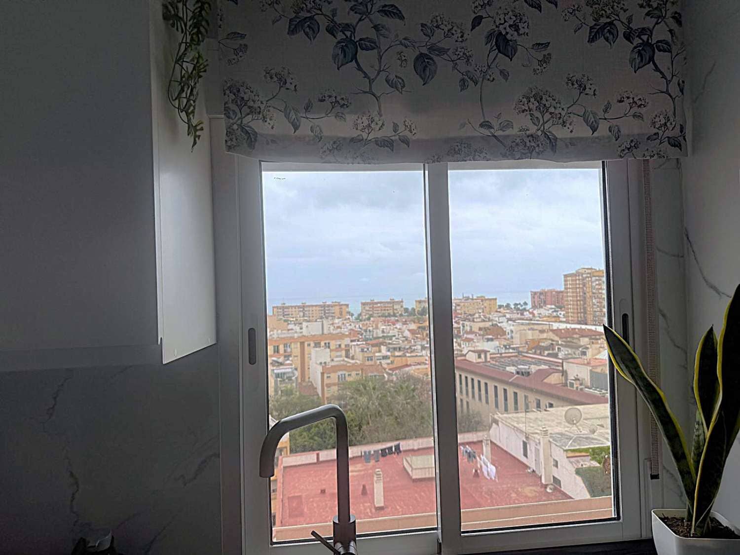 3 soveværelse Lejlighed til salg i Malaga by - € 425.000 (Ref: 9811201)