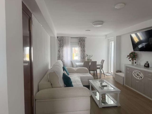 3 soveværelse Lejlighed til salg i Málaga by - € 425.000 (Ref: 9811201)