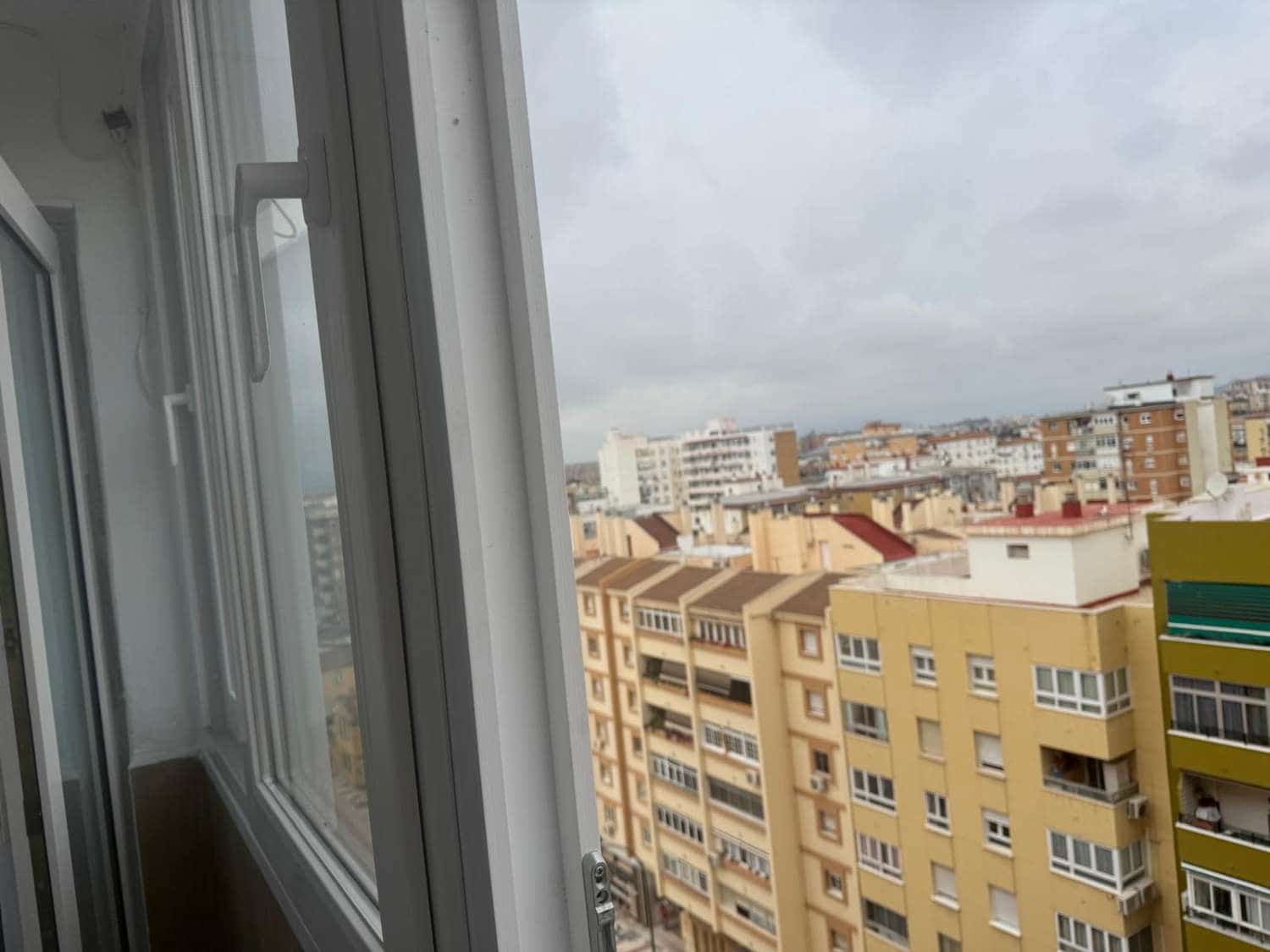 3 soveværelse Lejlighed til salg i Malaga by - € 425.000 (Ref: 9811201)