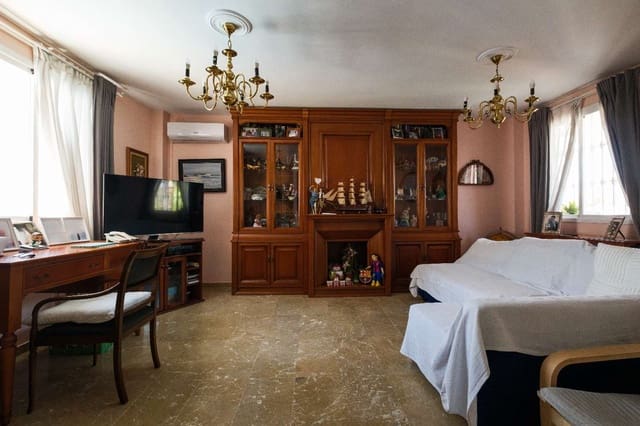 3 chambre Villa/Maison Semi-Mitoyenne à vendre à Alhaurín de la Torre avec piscine - 560 000 € (Ref: 9816968)