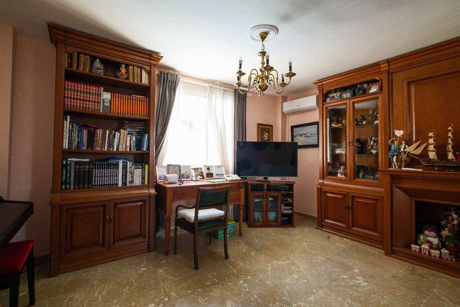 3 chambre Villa/Maison Semi-Mitoyenne à vendre à Alhaurin de la Torre avec piscine - 560 000 € (Ref: 9816968)