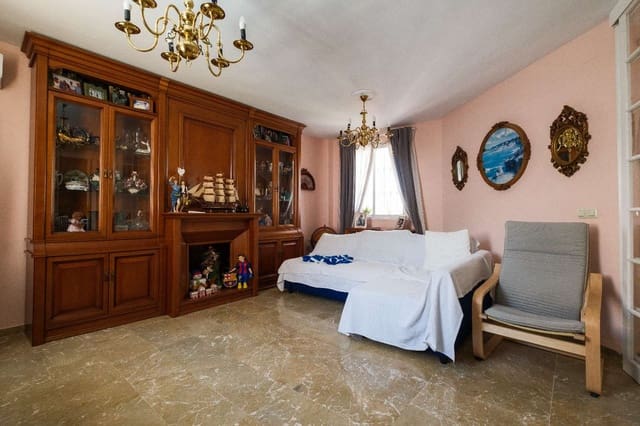 3 chambre Villa/Maison Semi-Mitoyenne à vendre à Alhaurín de la Torre avec piscine - 560 000 € (Ref: 9816968)