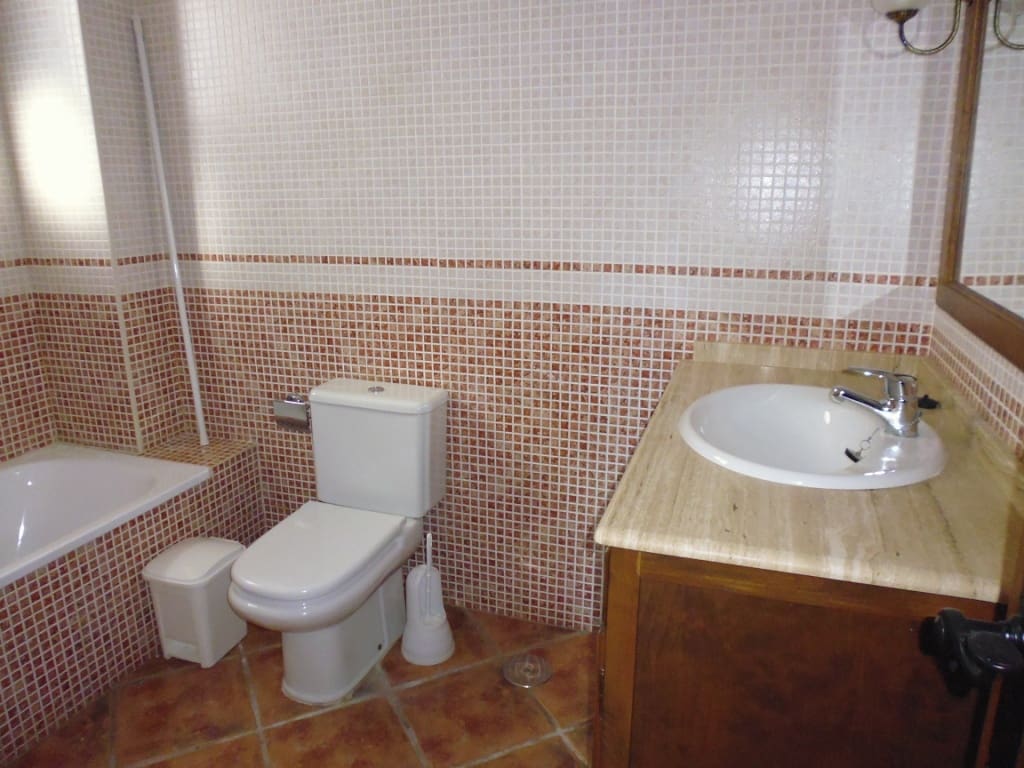3 sypialnia Willa do wynajęcia w Alhaurin el Grande z basenem garażem - 1 900 € (Ref: 9819858)