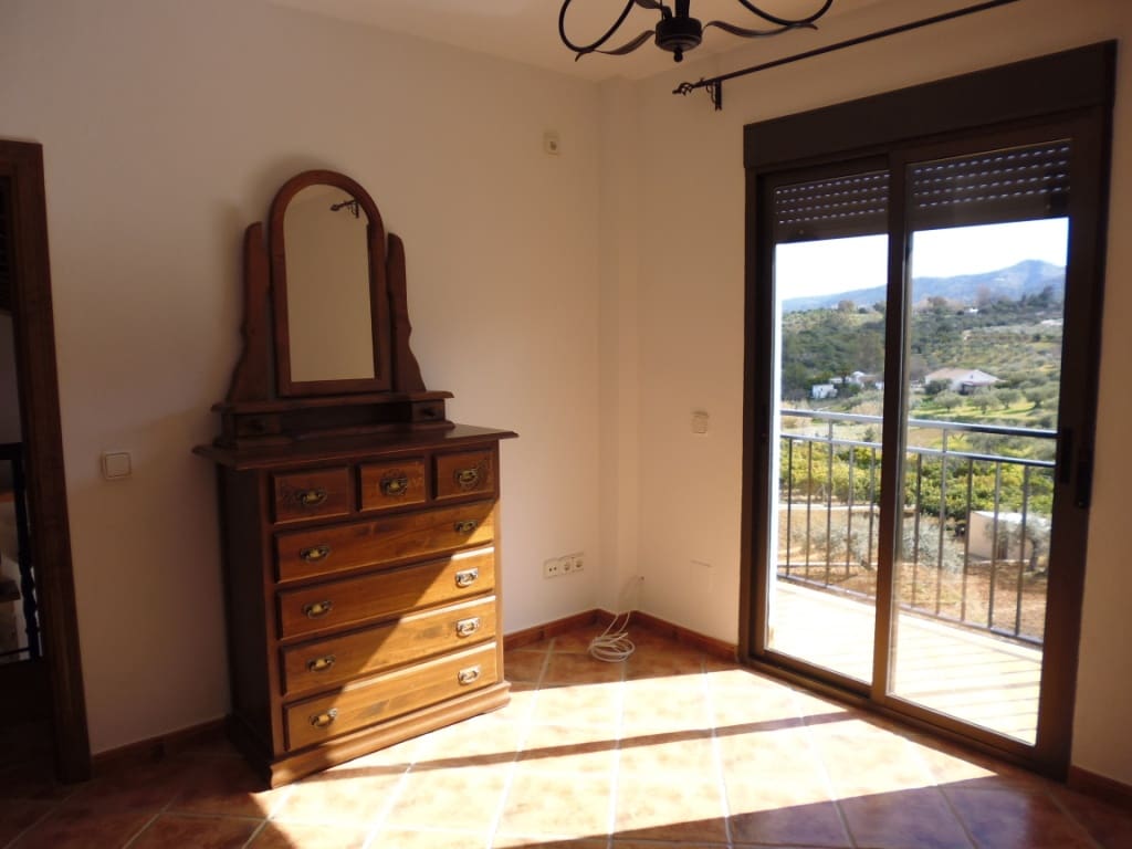 3 sypialnia Willa do wynajęcia w Alhaurin el Grande z basenem garażem - 1 900 € (Ref: 9819858)
