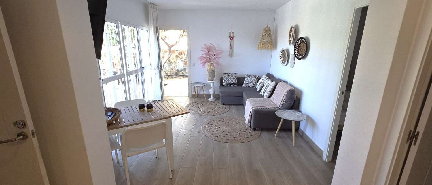 6 quarto Moradia Geminada para venda em Alhaurin de la Torre com piscina - 575 000 € (Ref: 9859041)