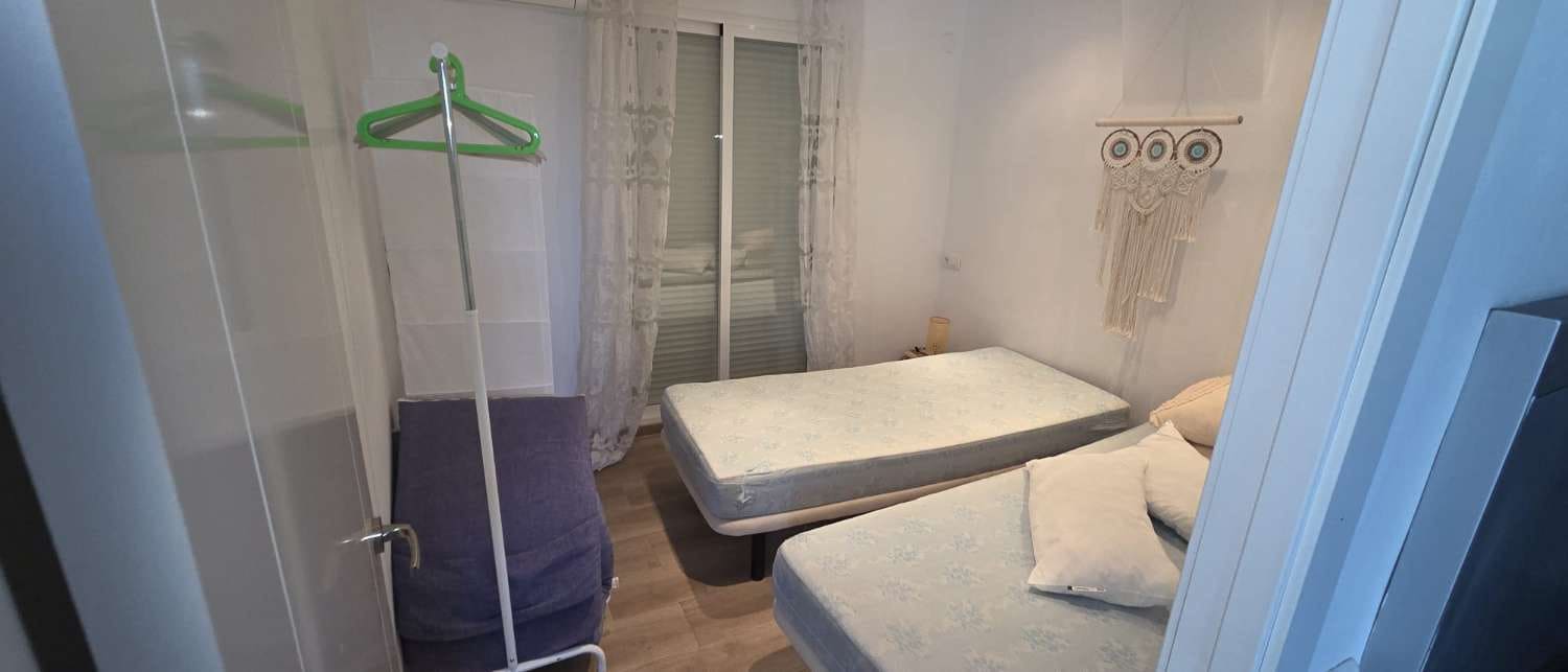 6 quarto Moradia Geminada para venda em Alhaurin de la Torre com piscina - 575 000 € (Ref: 9859041)