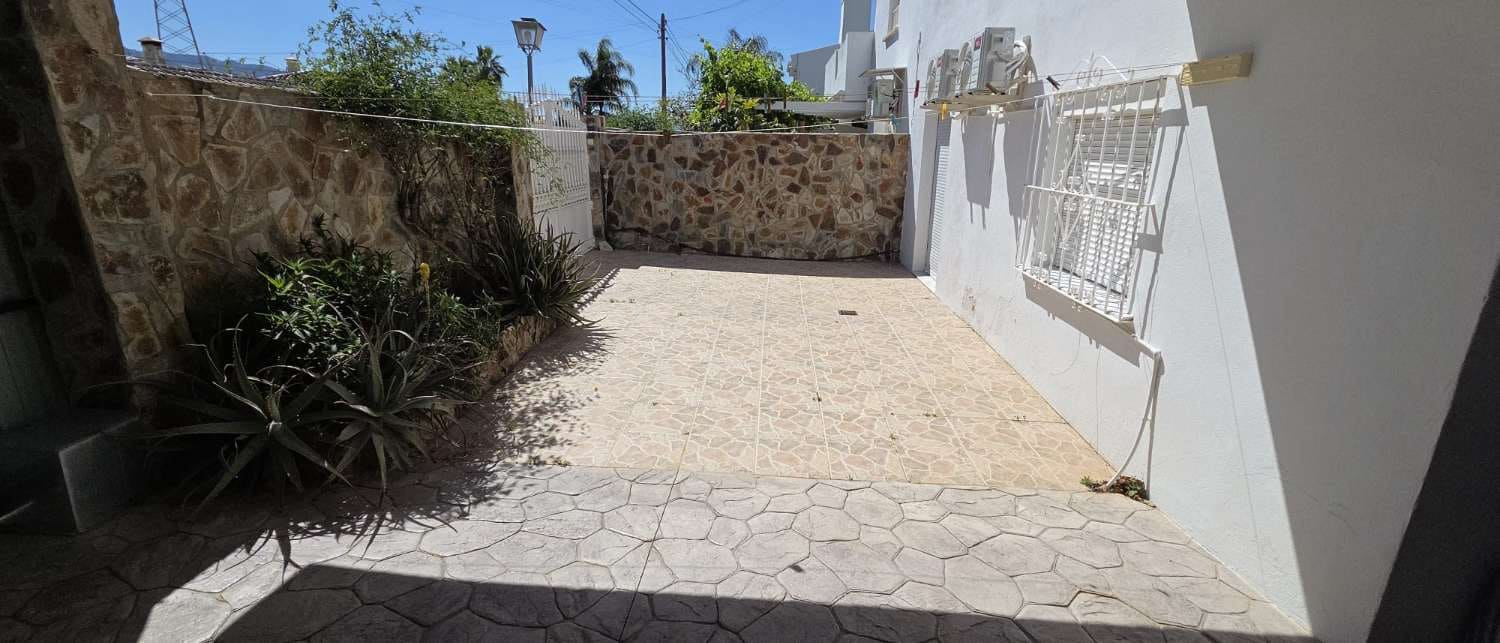 6 quarto Moradia Geminada para venda em Alhaurin de la Torre com piscina - 575 000 € (Ref: 9859041)