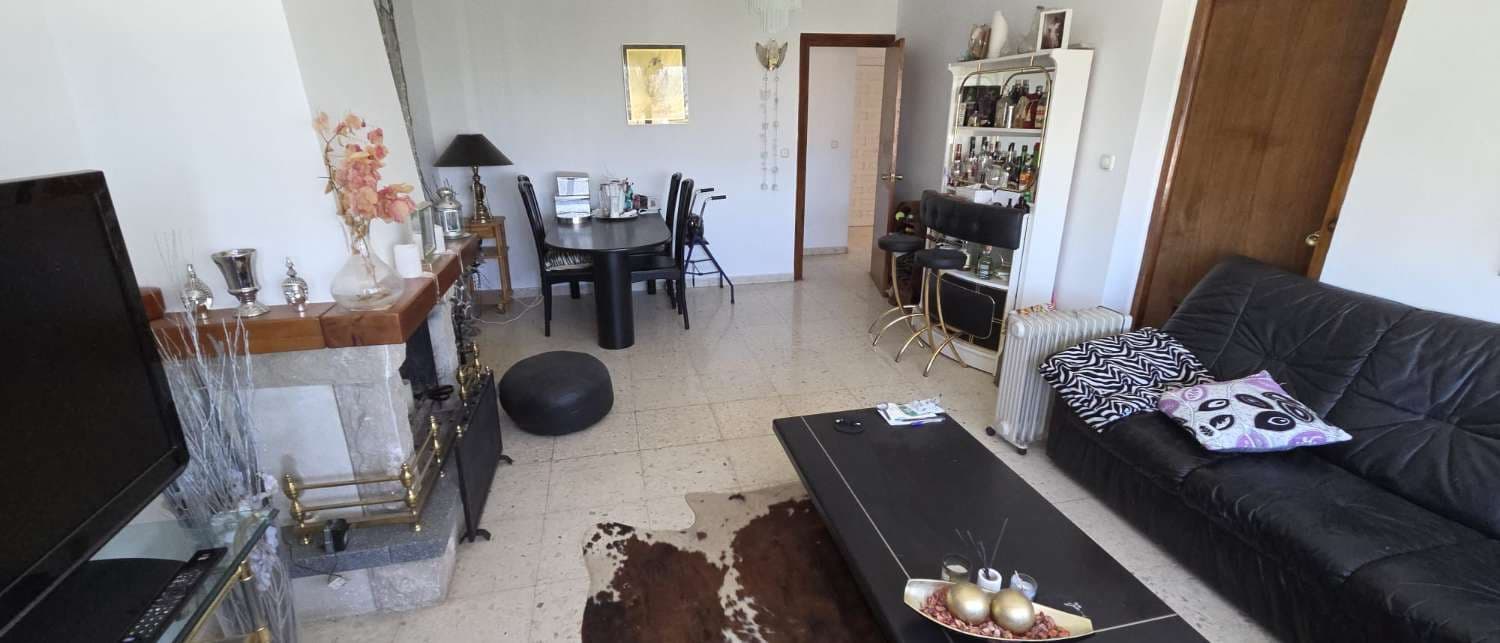 6 quarto Moradia Geminada para venda em Alhaurin de la Torre com piscina - 575 000 € (Ref: 9859041)
