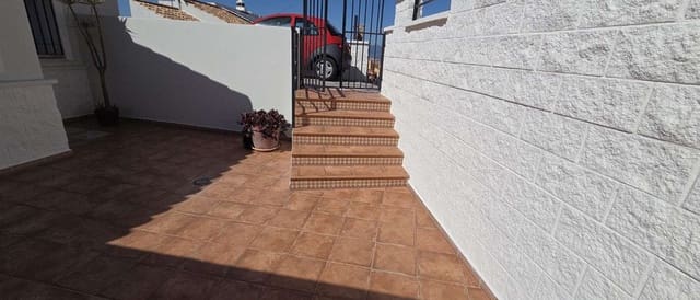 Villa/Maison Semi-Mitoyenne de 3 chambres à louer à Alhaurín de la Torre avec garage - 1 350 € (Ref: 9859042)