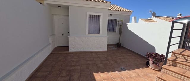 Villa/Maison Semi-Mitoyenne de 3 chambres à louer à Alhaurín de la Torre avec garage - 1 350 € (Ref: 9859042)
