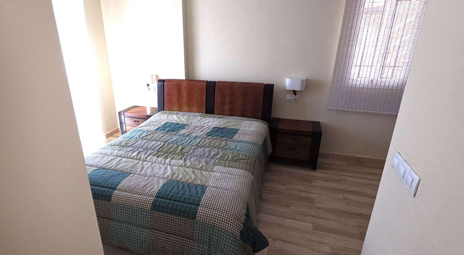 Villa/Maison Semi-Mitoyenne de 3 chambres à louer à Alhaurin de la Torre avec garage - 1 350 € (Ref: 9859042)