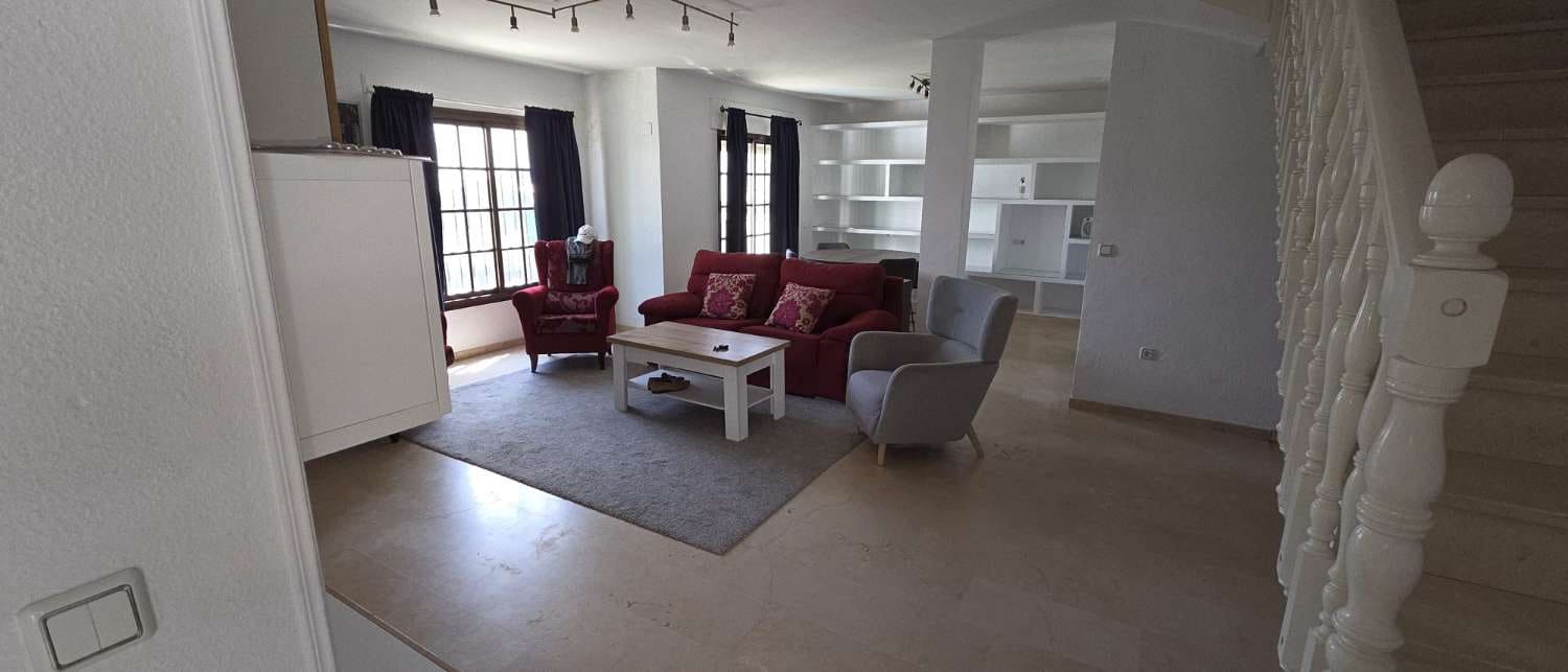 4 bedroom Villa for sale in Coin with pool - € 463,500 (Ref: 9866446)
