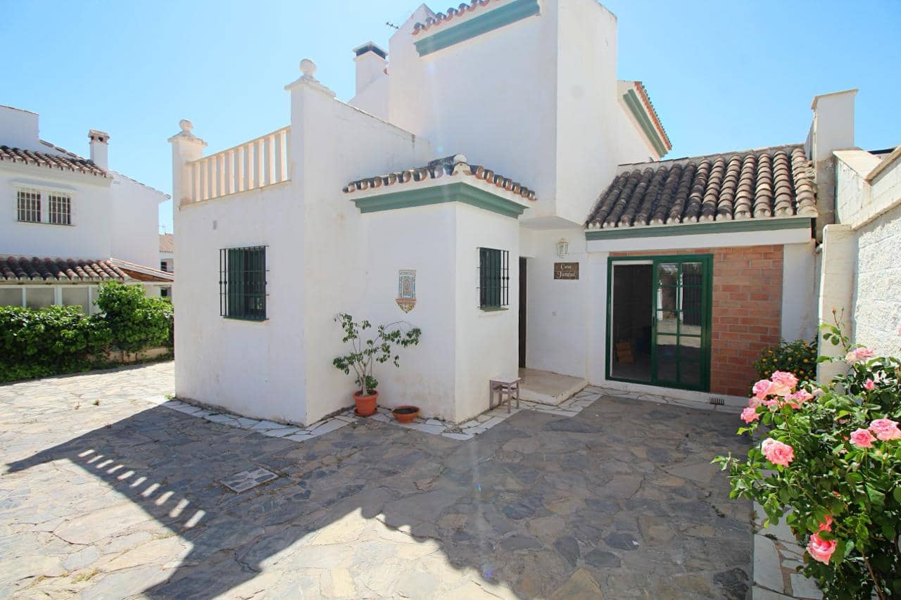 4 bedroom Villa for sale in Coin with pool - € 463,500 (Ref: 9866446)