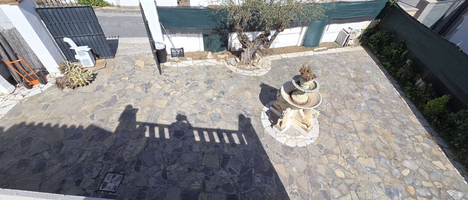 4 bedroom Villa for sale in Coin with pool - € 463,500 (Ref: 9866446)