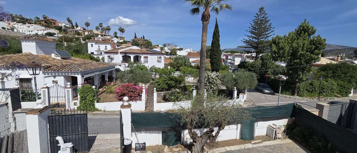 4 bedroom Villa for sale in Coin with pool - € 463,500 (Ref: 9866446)