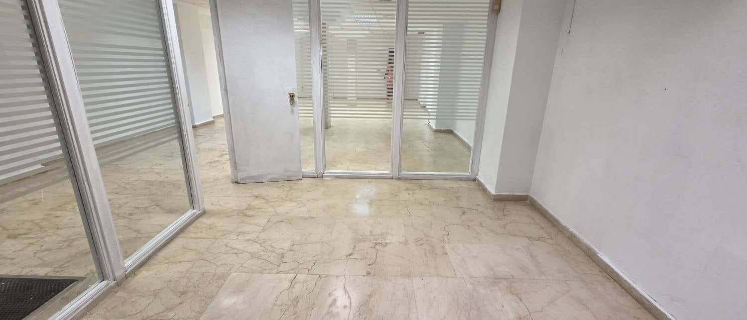 Flat for sale in Pizarra - € 155,000 (Ref: 9926712)