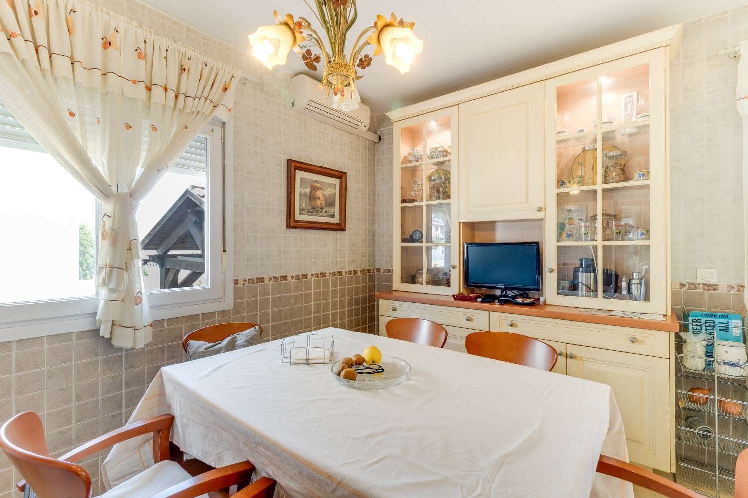 3 sovrum Semi-fristående Villa till salu i Alhaurin de la Torre med pool - 636 300 € (Ref: 9946937)