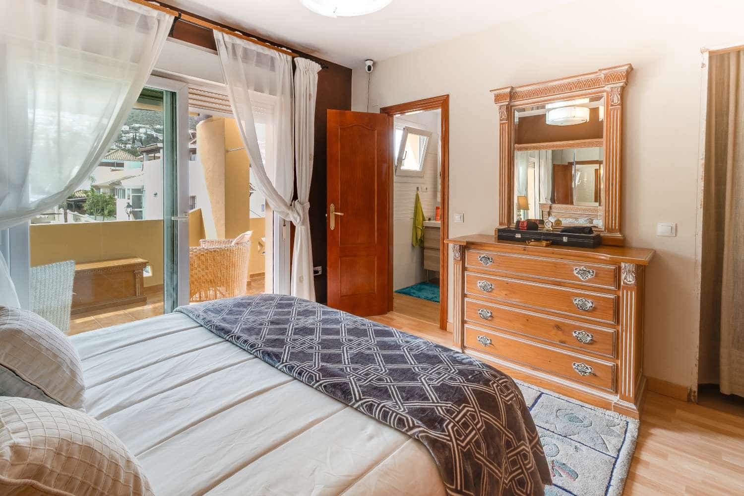 3 sovrum Semi-fristående Villa till salu i Alhaurin de la Torre med pool - 636 300 € (Ref: 9946937)