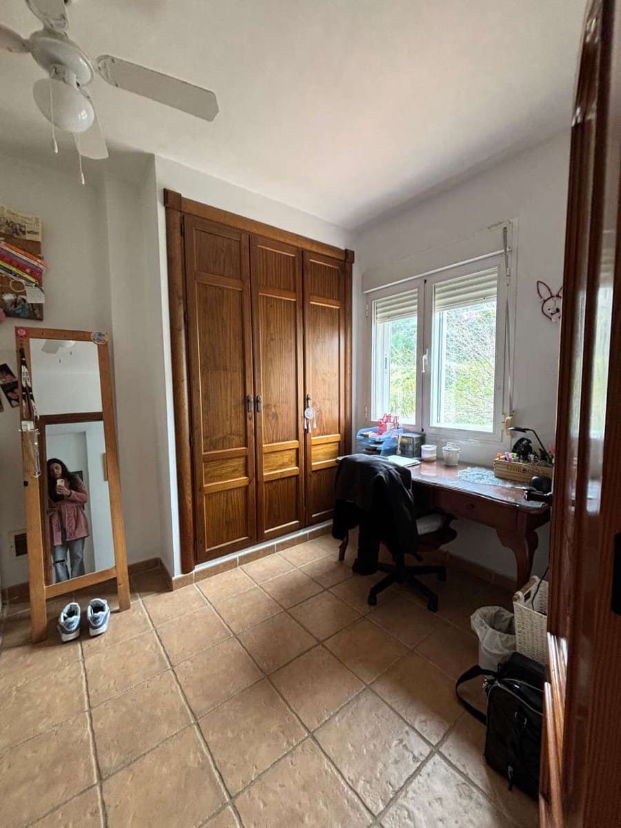 4 soveværelse Villa til salg i Alhaurin de la Torre med swimmingpool - € 698.000 (Ref: 9981792)