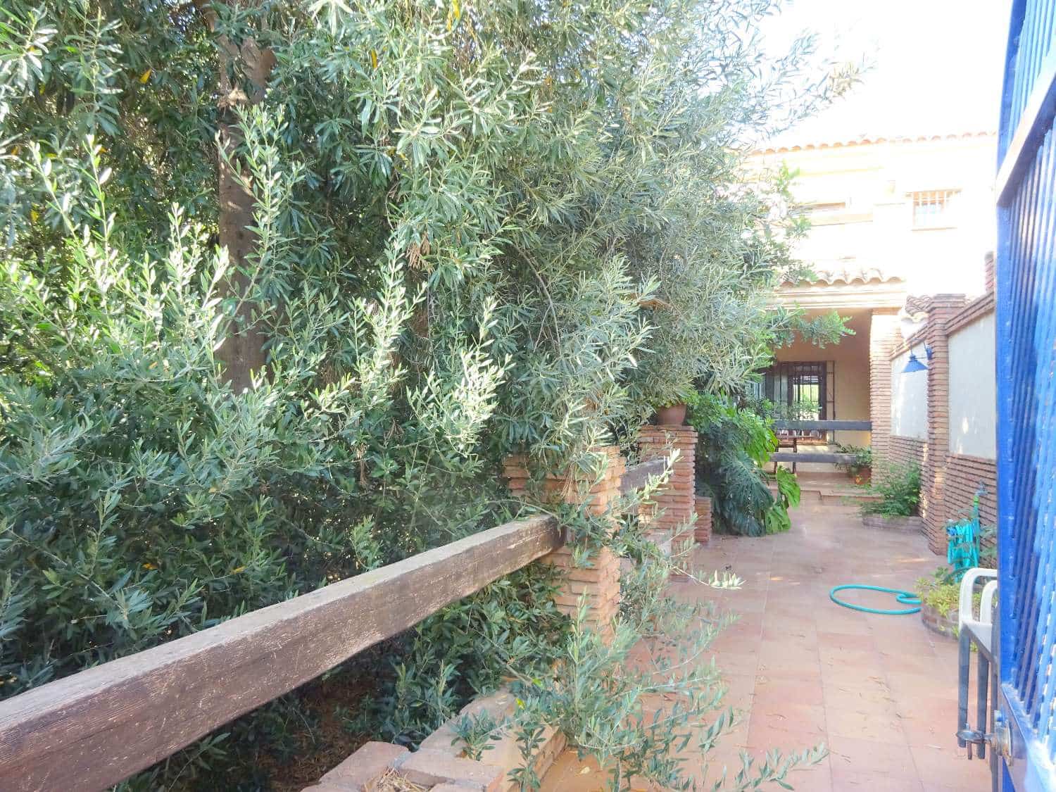 4 soverom Kjedet enebolig til salgs i Alhaurin de la Torre - € 595 000 (Ref: 9998024)