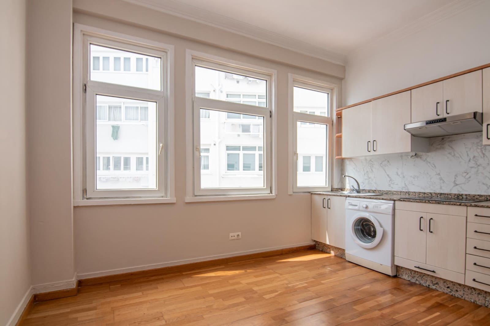 1 makuuhuone Huoneisto vuokrattavana paikassa A Coruna kaupunki - 800 € (Ref: 10033665)