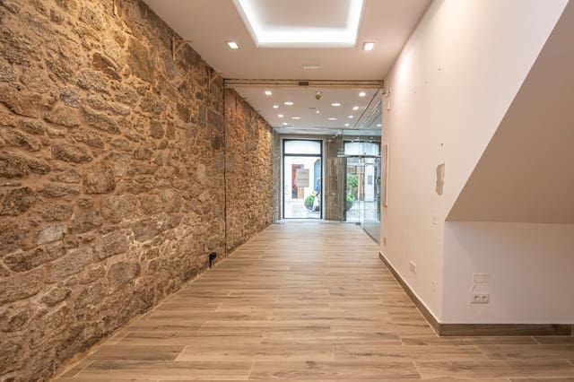Commercial for rent in A Coruña city - € 1,850 (Ref: 10035500)