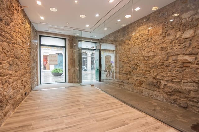 Commercial for rent in A Coruña city - € 1,850 (Ref: 10035500)
