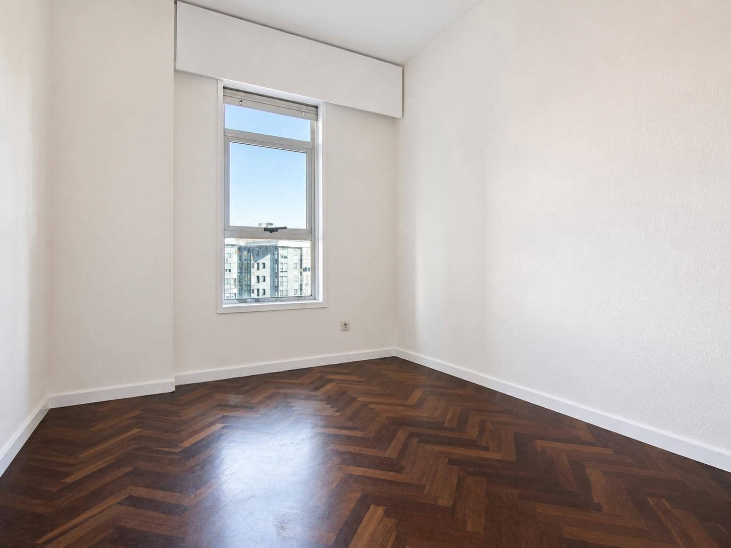 3 bedroom Flat for sale in A Coruna city with garage - € 339,000 (Ref: 10049509)