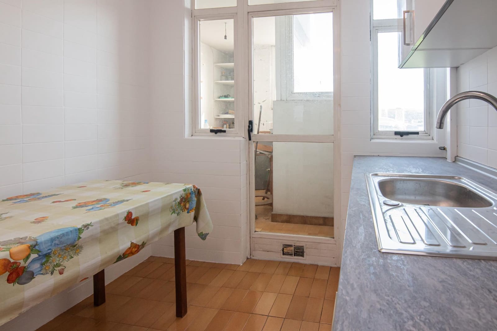 3 bedroom Flat for sale in A Coruna city with garage - € 339,000 (Ref: 10049509)