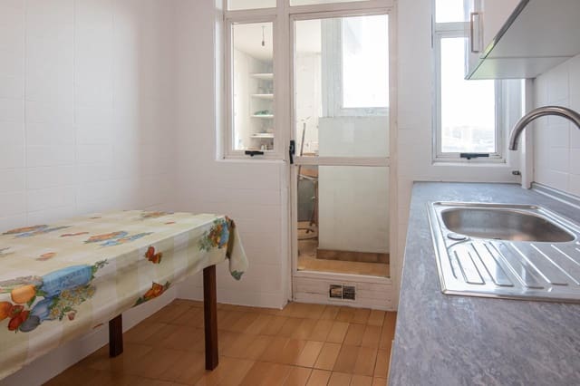 3 sovrum Lägenhet till salu i A Coruña stad med garage - 339 000 € (Ref: 10049509)