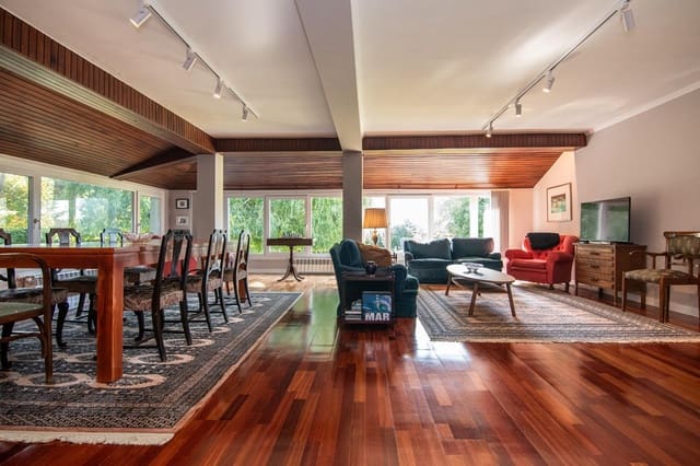 4 sovrum Villa till salu i Oleiros med pool - 620 000 € (Ref: 10049510)