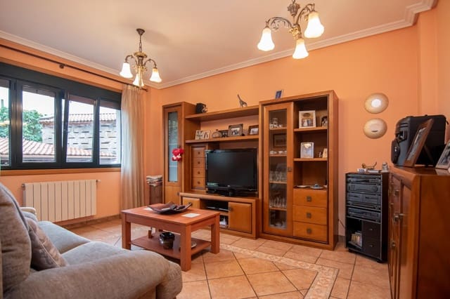 5 makuuhuone Huvila myytävänä paikassa A Coruña kaupunki - 570 000 € (Ref: 10049511)
