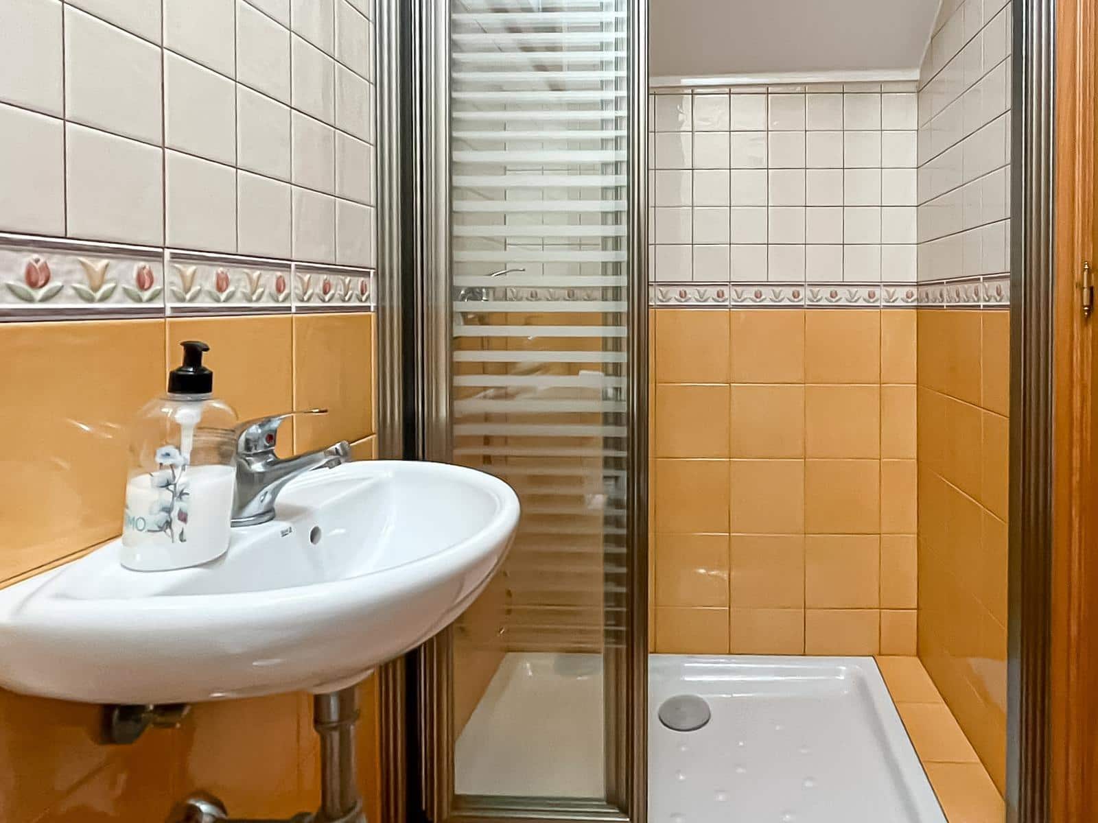 5 makuuhuone Huvila myytävänä paikassa A Coruna kaupunki - 570 000 € (Ref: 10049511)